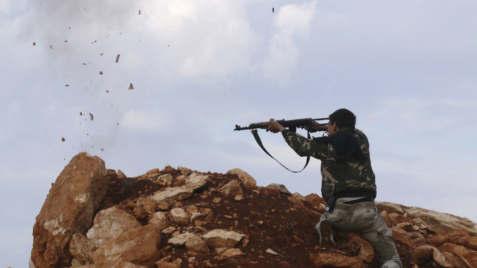 cheats/2014/11/03/u-s-backed-forces-defect-to-al-qaeda/141103-syria-cheat_xe1gdr