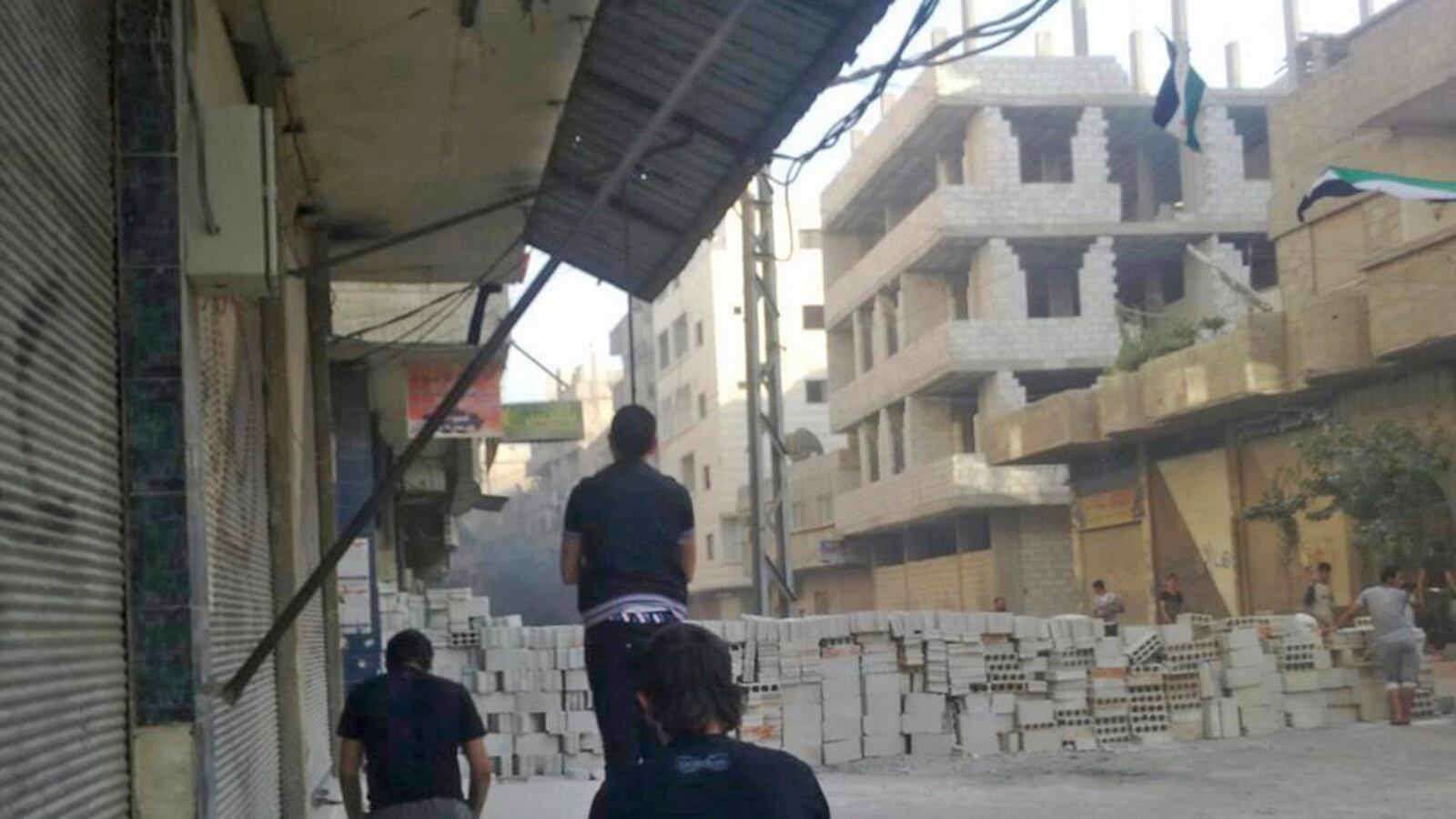 cheats/2012/07/16/syrian-capital-under-siege/syria-fighting-continues-in-damascus-cheat_lpgxjm