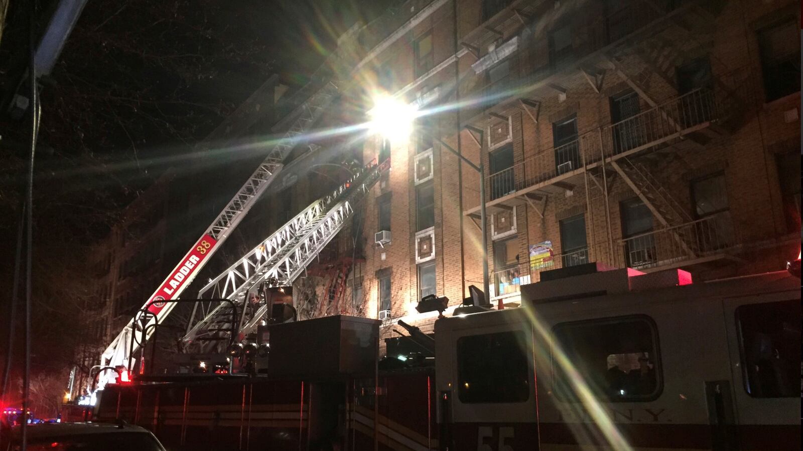 171228-bronx-fire-cheat_o0orql