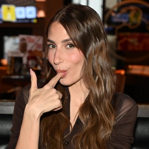 Amanda Batula searches for the perfect Pick 6 date at Buffalo Wild Wings in Wayne, New Jersey.