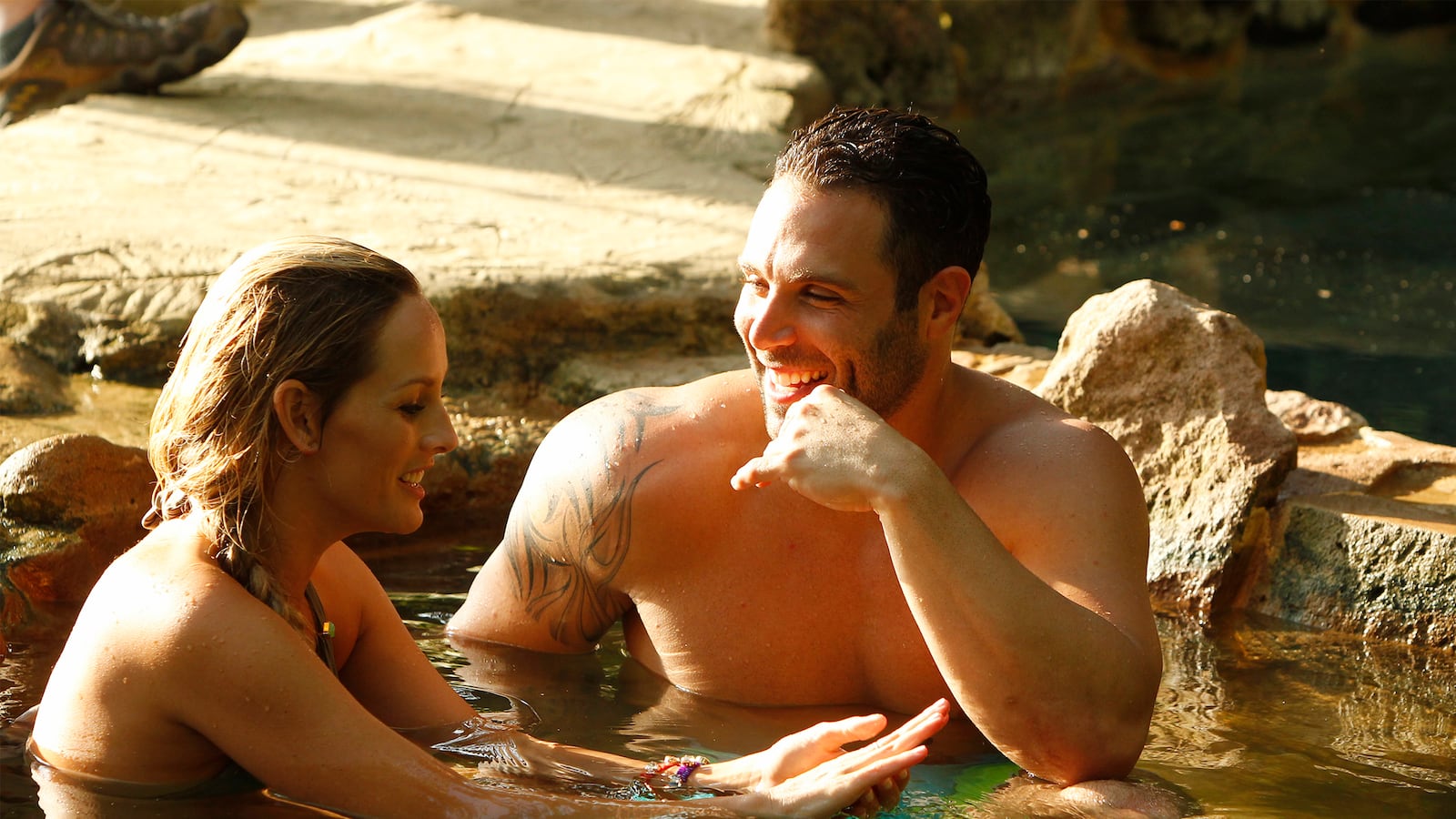 articles/2015/08/03/bachelor-in-paradise-fisticuffs-a-pregnancy-scare-and-sex-on-the-beach/150802-allen-bachelor-paradise-tease_pbhhpb