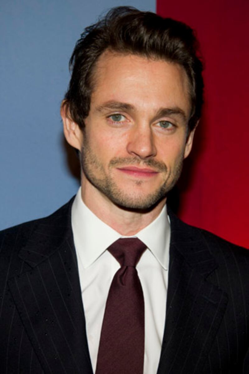 galleries/2012/05/09/tv-upfronts-2012-nbc-abc-cbs-fox-and-the-cw-announce-schedules/hannibal-hugh-dancy-tv-upfronts_ktbtaz