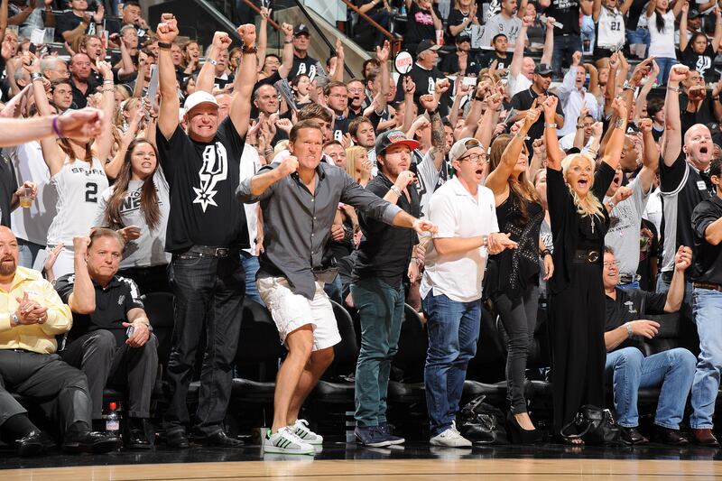 articles/2013/06/17/what-in-my-brain-makes-me-so-loyal-to-my-hopeless-sports-team/130617-sports-fans-fixler-tease_cnu5fz