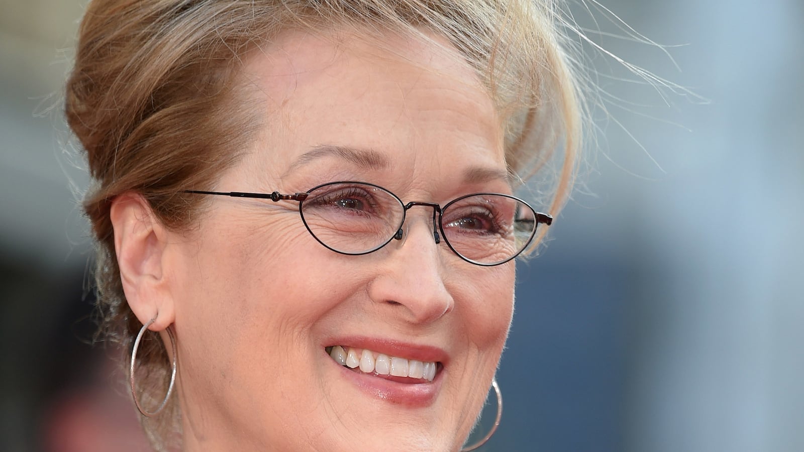 articles/2016/08/10/my-10-minutes-with-meryl-streep-channeling-florence-foster-jenkins-and-calling-out-clint-eastwood/160808-fallon-meryl-streep-tease_qin587