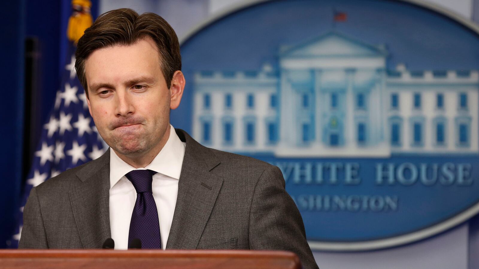 cheats/2014/12/18/white-house-weighs-response-to-sony-hack/141219-nkorea-white-house-cheat_nezikr