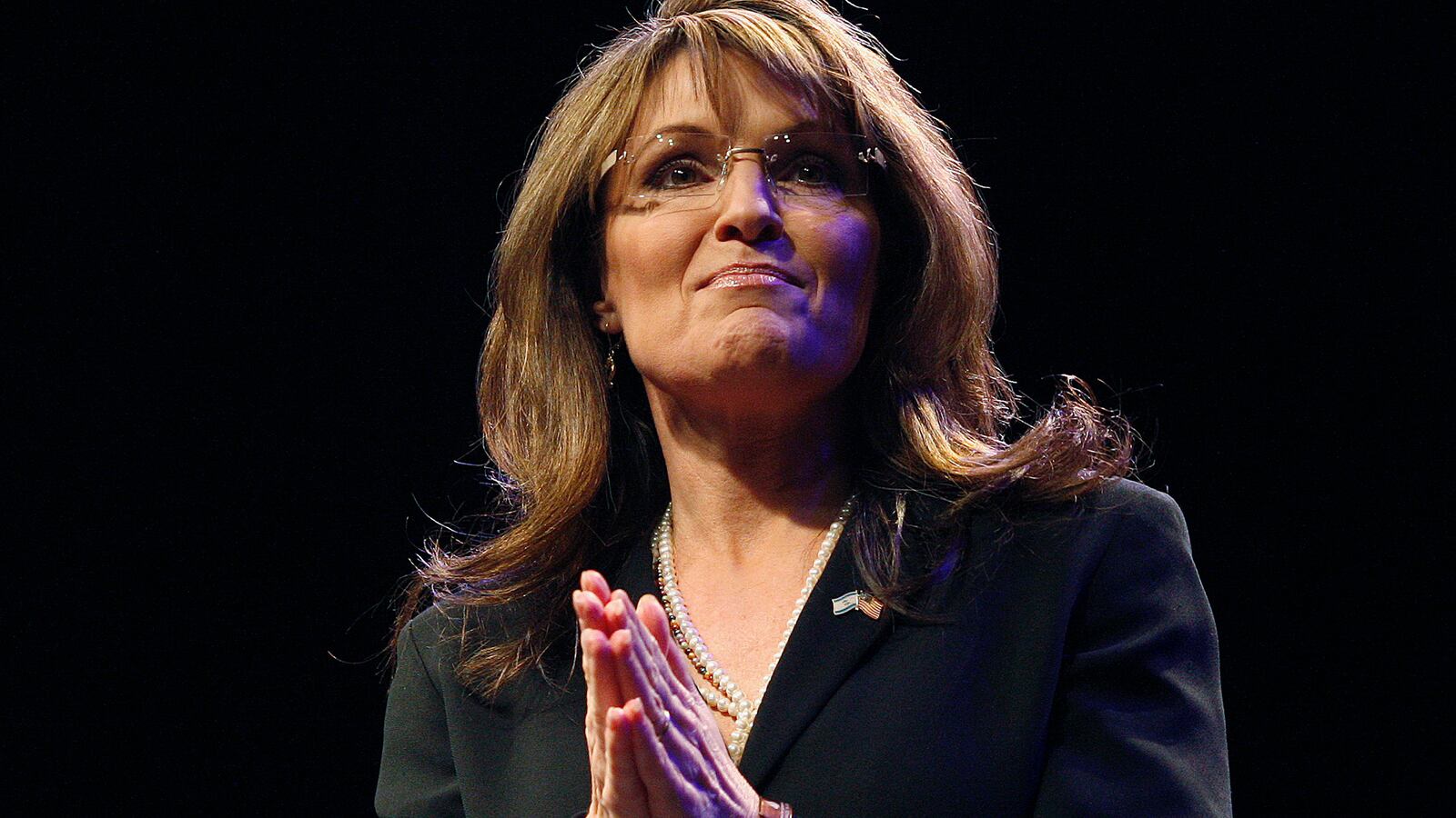 articles/2017/04/20/was-sarah-palin-sexually-harassed-at-fox-news-she-won-t-tell-jake-tapper/170421-wilstein-palin-fox-tease_wzbcza