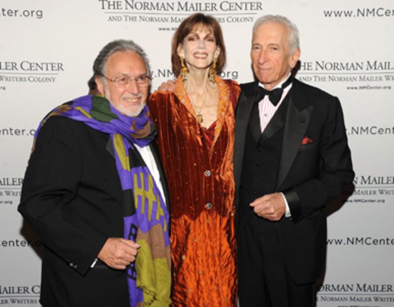 articles/2010/10/21/norman-mailer-center-benefit-gala-2010/young-mailer_135320_ng7z41