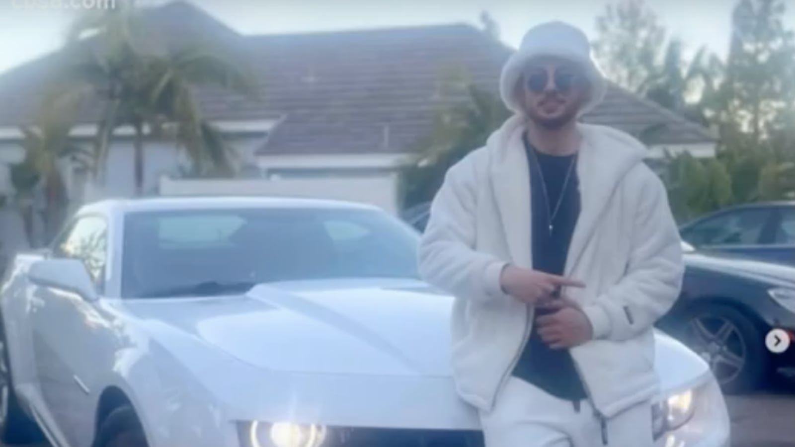 Screen_Shot_2022-03-29_at_1.03.26_PM_kubqfr