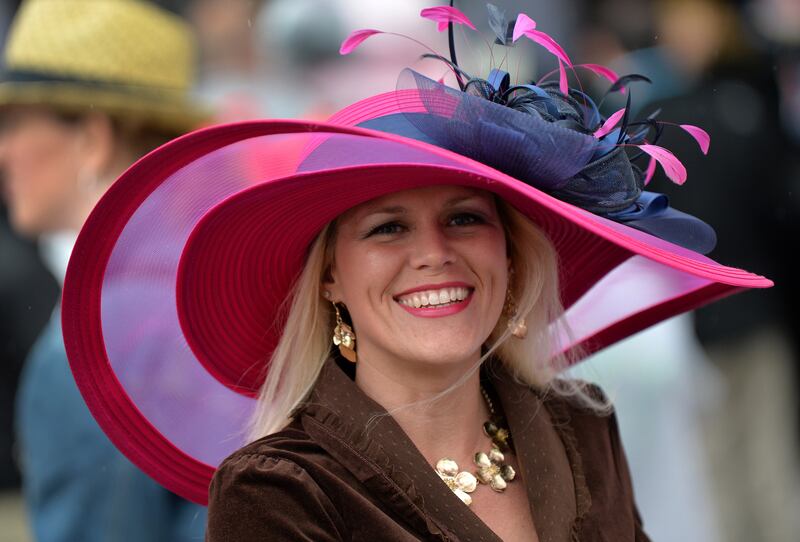 galleries/2013/05/05/hats-of-the-kentucky-derby-from-elegant-to-whacky0/derby-hats-04_fobm2f