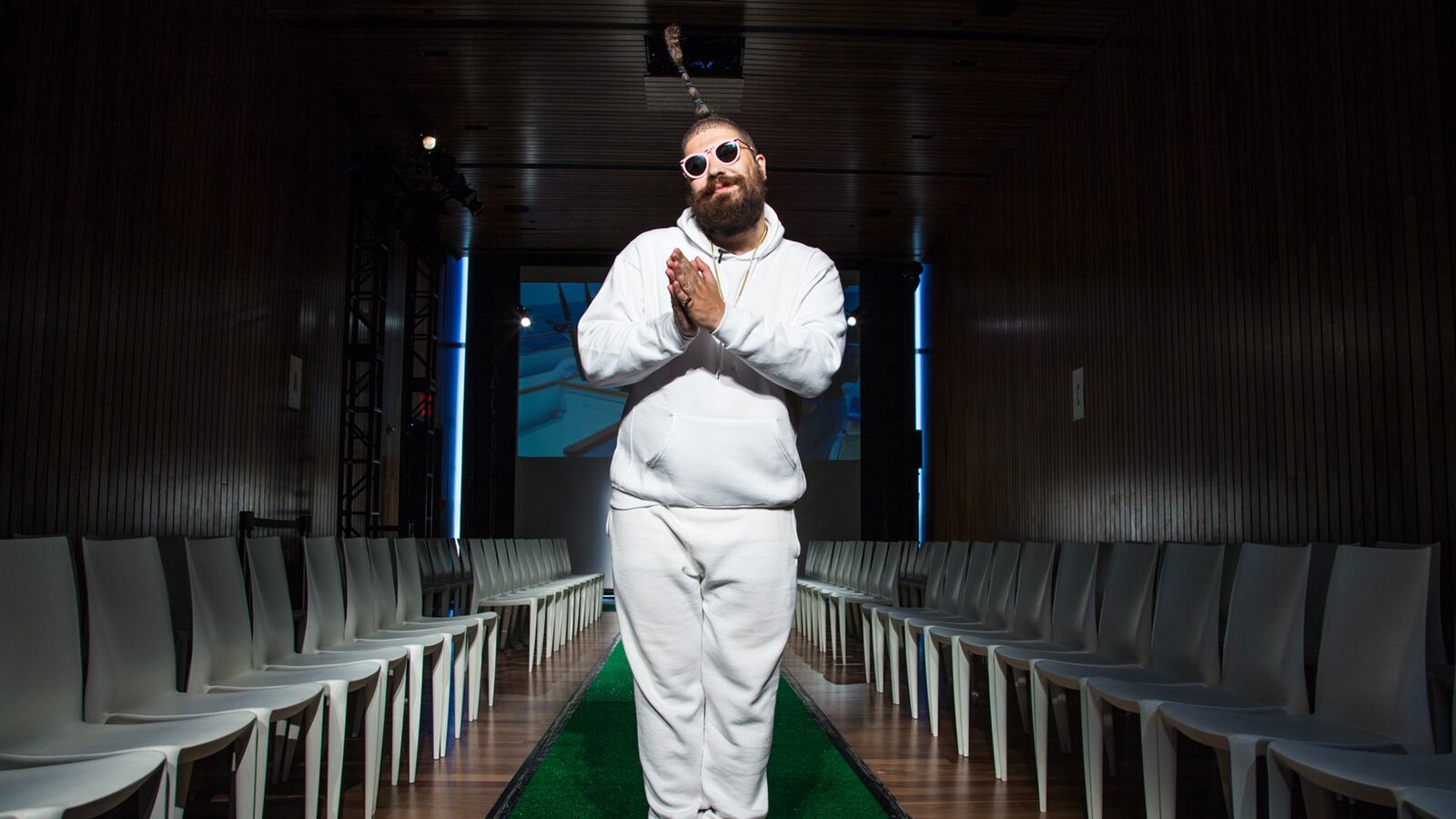 articles/2015/09/16/how-the-fat-jew-became-the-new-tom-ford/150916-shire-fat-jew-fashion-tease_jqqlct