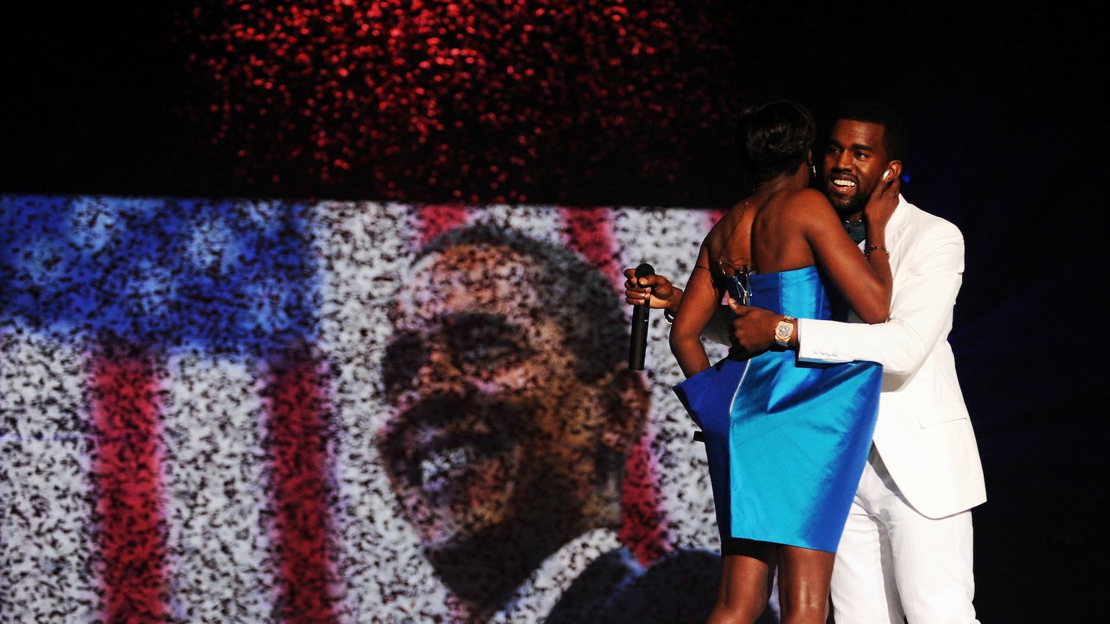 articles/2013/12/26/president-obama-needs-kanye-west/131223-lake-kanya-obama_j7fioz