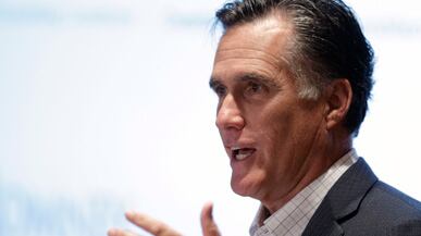 articles/2011/05/13/mitt-romneys-tough-campaign-to-distance-himself-from-obamacare/stone-romney_180089_axyim9