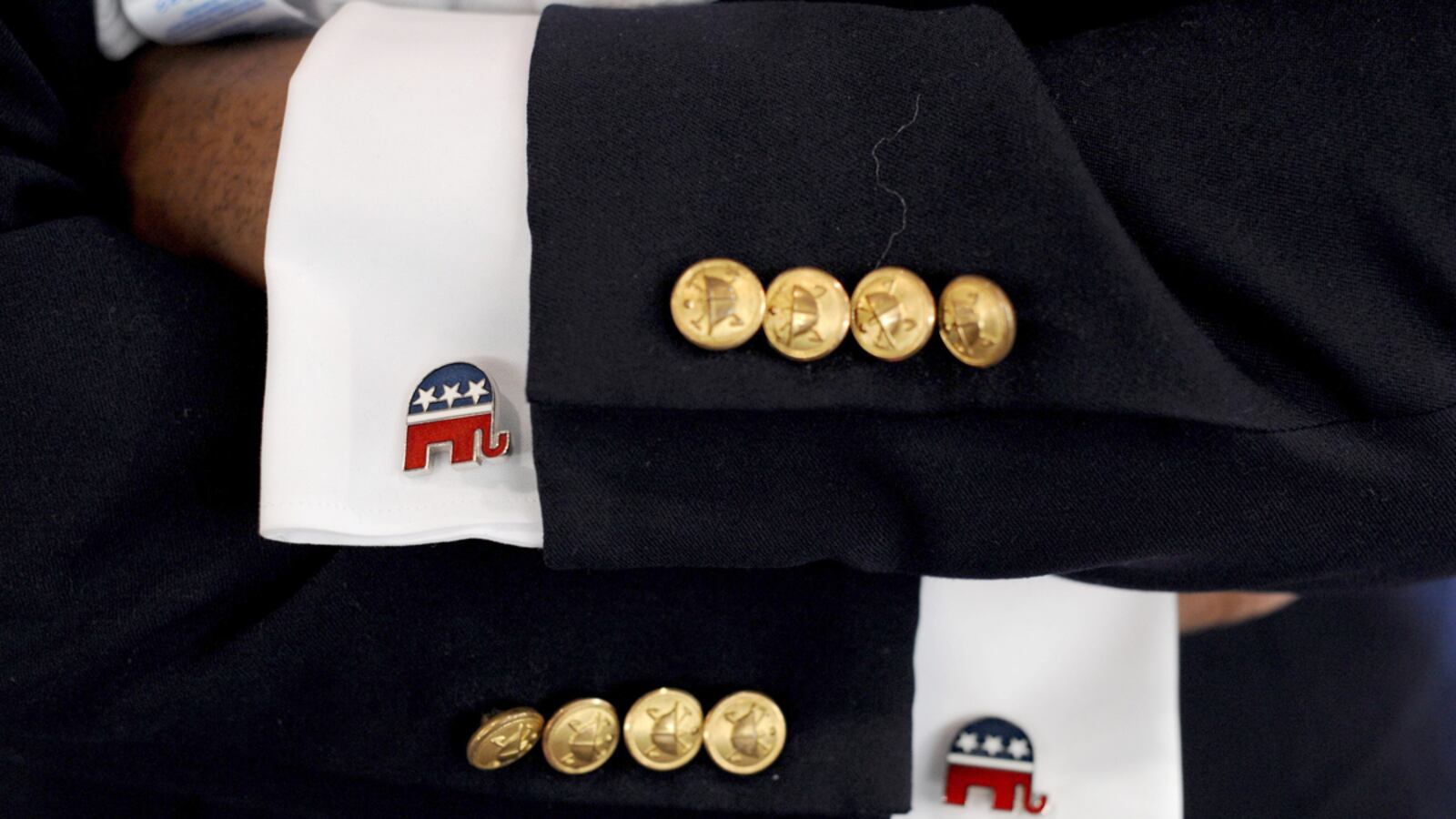 articles/2012/07/13/american-oligarchy/presidential-wealth-avlon-teaser_knzpcv