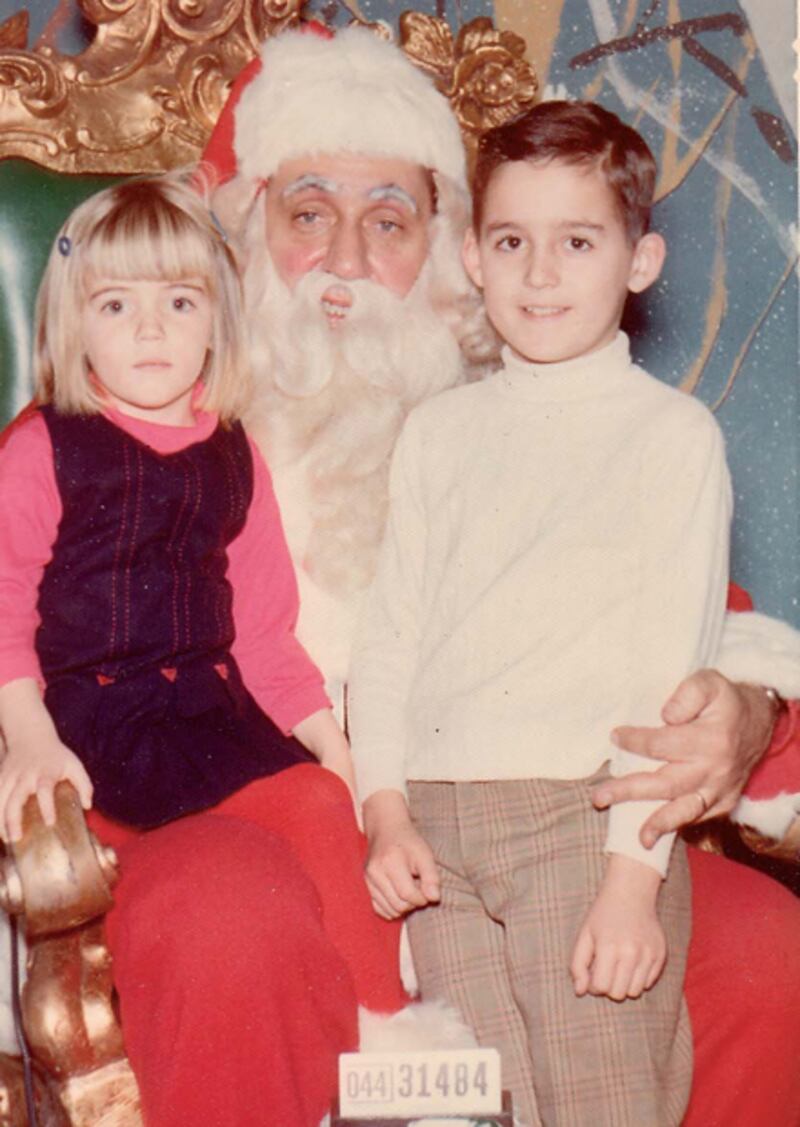 galleries/2010/12/07/sketchy-santas/sketchy-santas-14_z5tqog