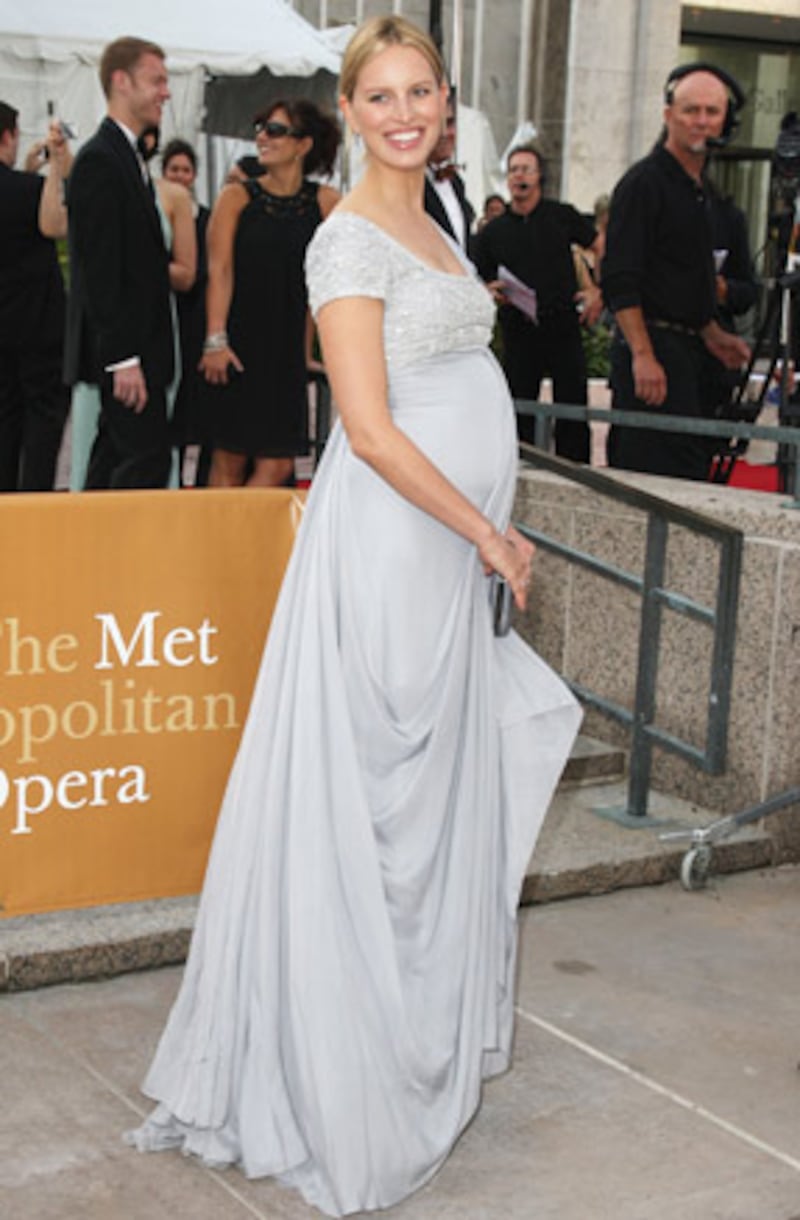 galleries/2009/09/25/the-week-in-red-carpet/red-carpet-opera-8_thx6gl