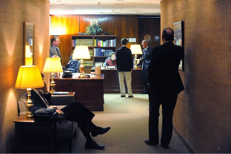 articles/2011/08/04/debt-deal-lobbyists-flood-congressional-super-committee/super-committee-murphy_brelp6