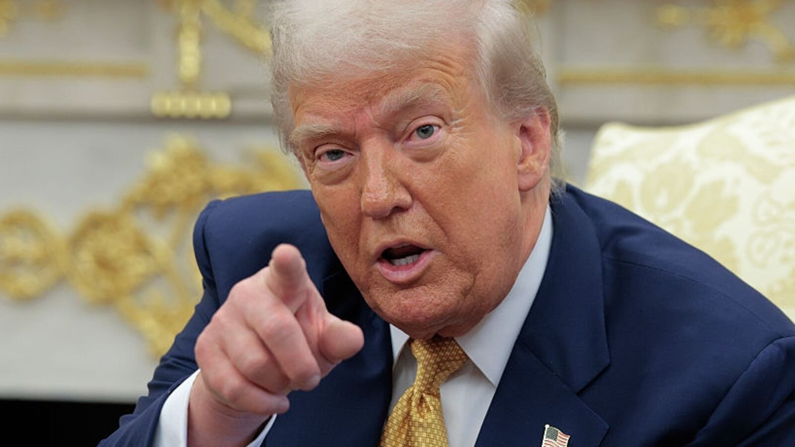 WASHINGTON, DC - JULY 22: U.S. President Donald Trump calls on a reporter during a meeting with Philippine President Ferdinand Marcos Jr. in the Oval Office at the White House on July 22, 2025 in Washington, DC. Trump and Marcos are expected to discuss trade tariffs, increasing security cooperation in the face of China’s growing maritime power in the West Philippine Sea and other topics. (Photo by Chip Somodevilla/Getty Images)