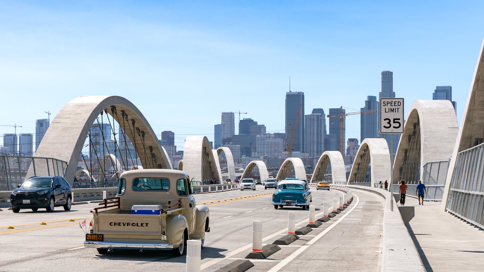 GettyImages-1242378568_pzbtrg