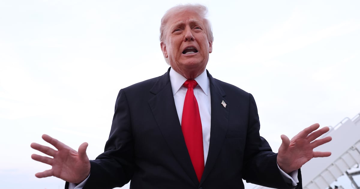 DOJ in Crisis as Applicants Flunk the ‘Favorite Trump Policy’ Test