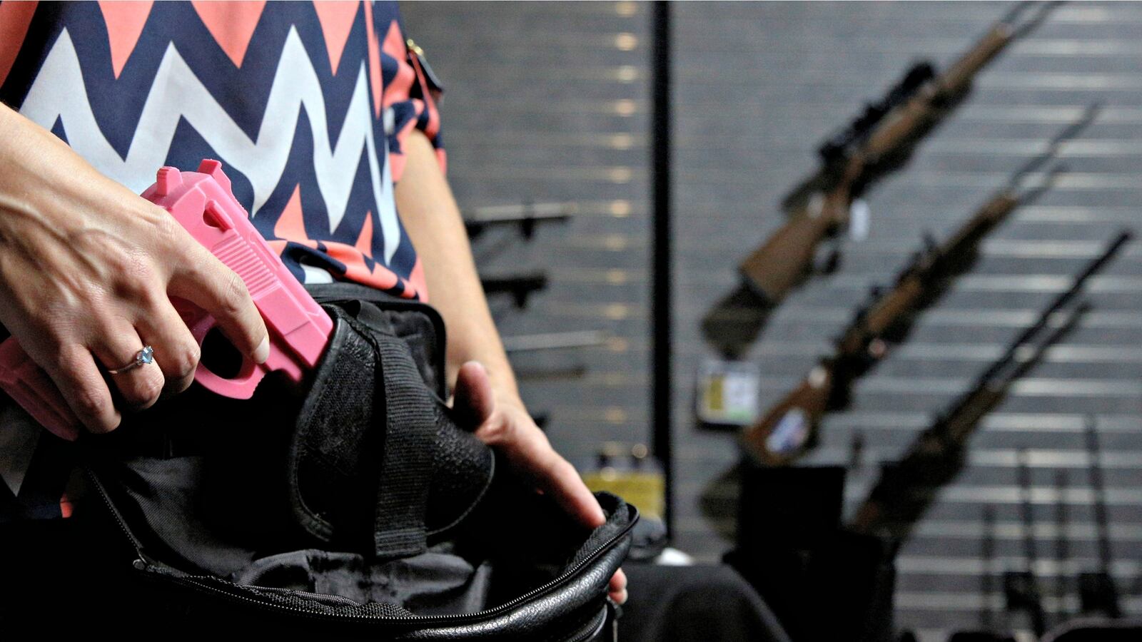 cheats/2017/02/22/new-hampshire-ends-concealed-carry-permit-requirement0/170222-new-hampshire-concealed-carry-cheat_iobdst