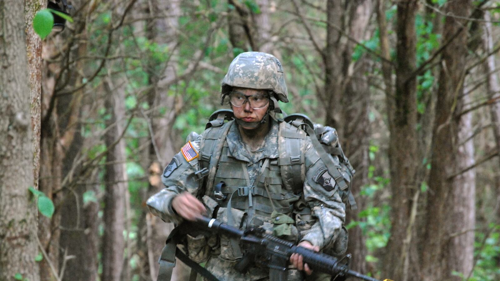 articles/2013/01/24/women-get-to-fight-as-leon-panetta-changes-combat-rules/130123-women-in-combat-clift_dludj6