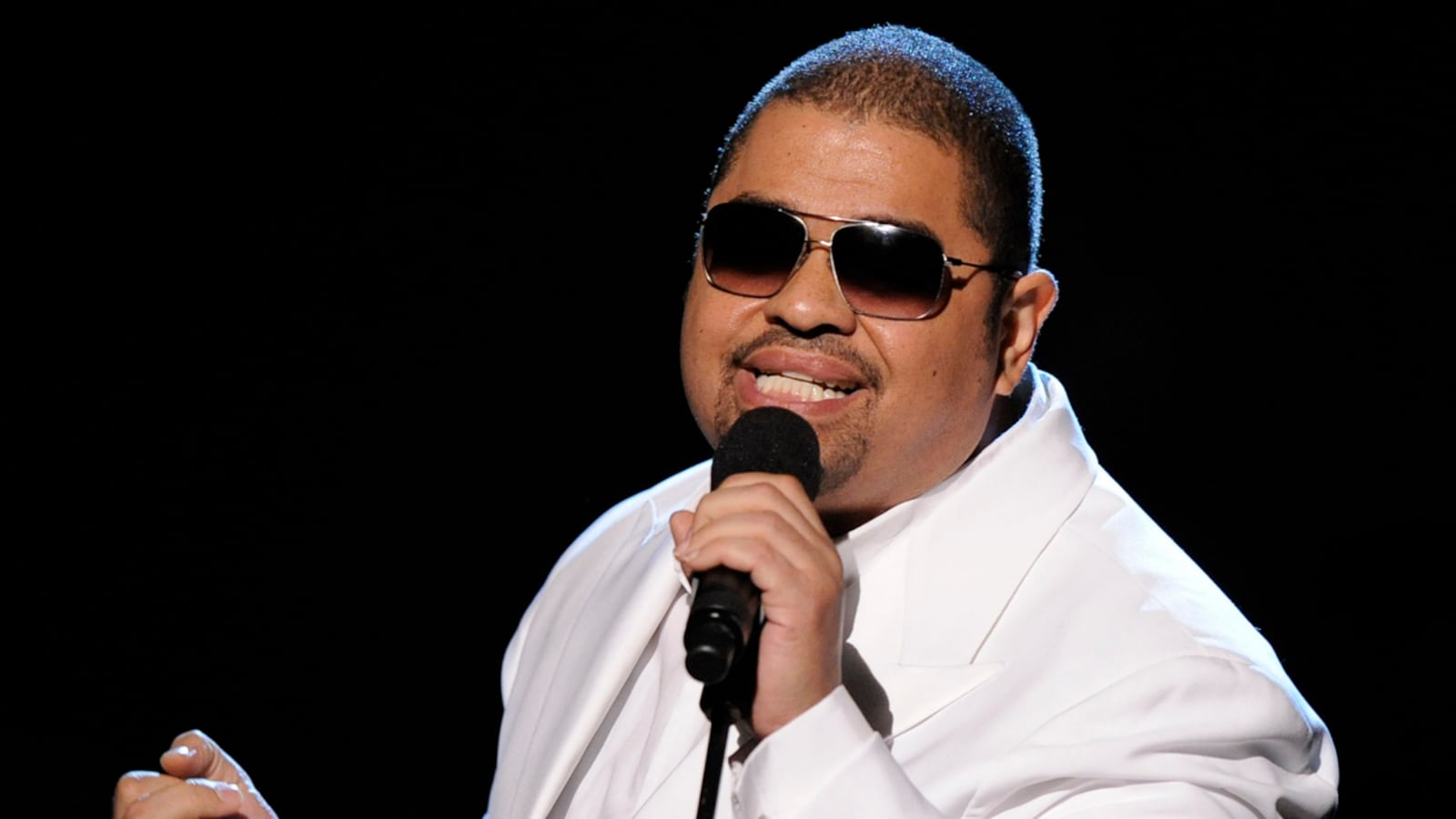 cheats/2011/11/08/rapper-heavy-d-is-dead/heavy-d-dead-cheat_mqqfgd