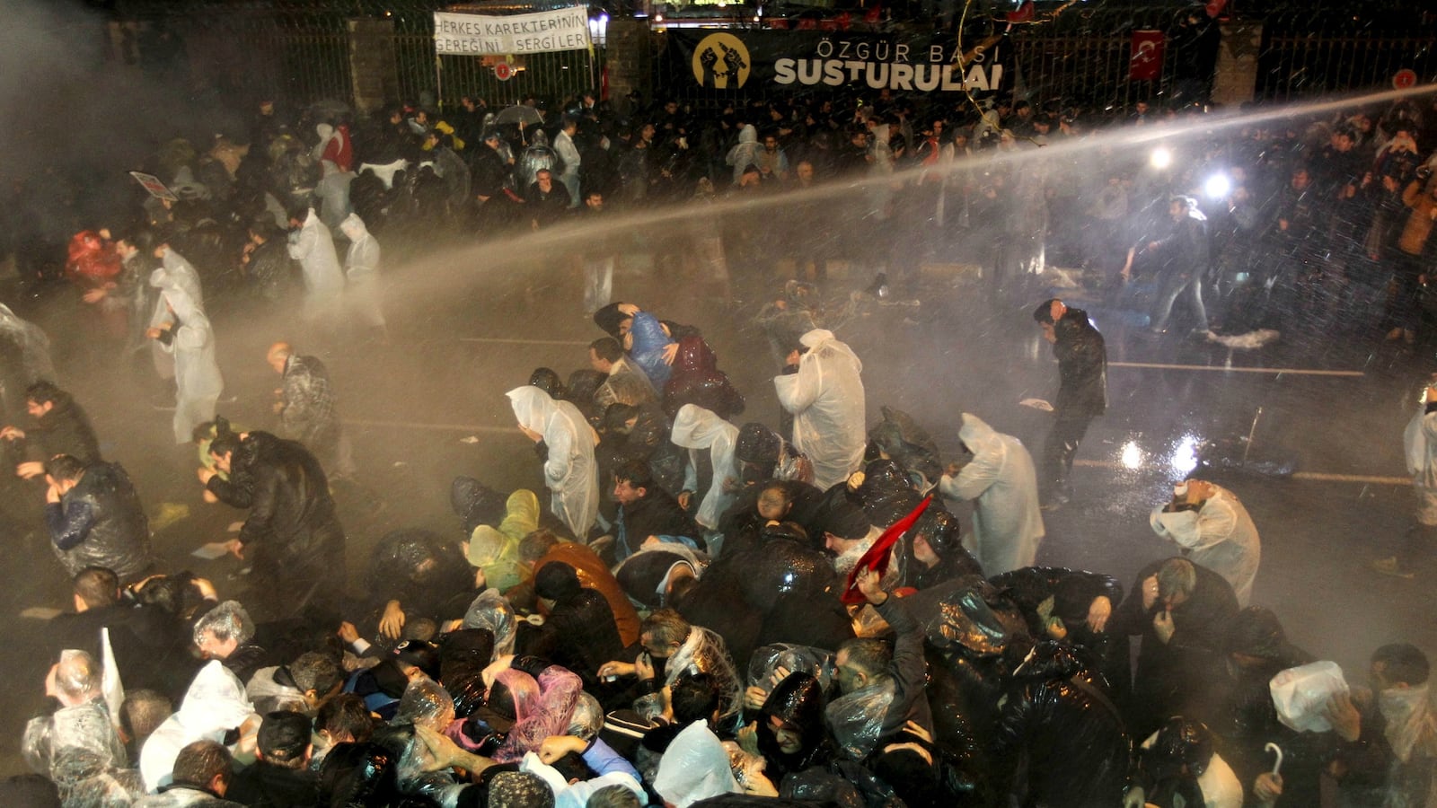 articles/2016/03/05/turkish-press-freedom-all-over-but-the-teargas/160305-seibert-tease_kchrf4