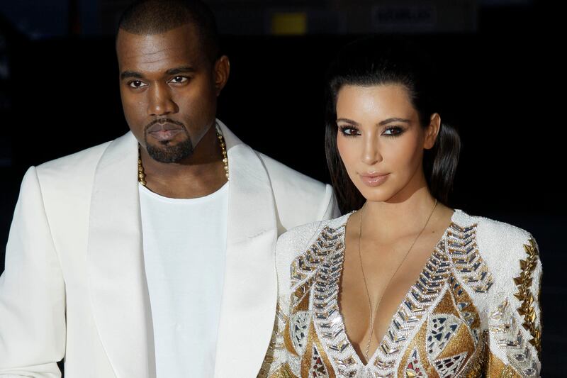 galleries/2013/01/01/celebrity-couples-expecting-in-2012-from-kim-and-kanye-to-jessica-simpson-and-more-photos/kim-kardashian-kanye-west-power-babies-2013_zu7iac