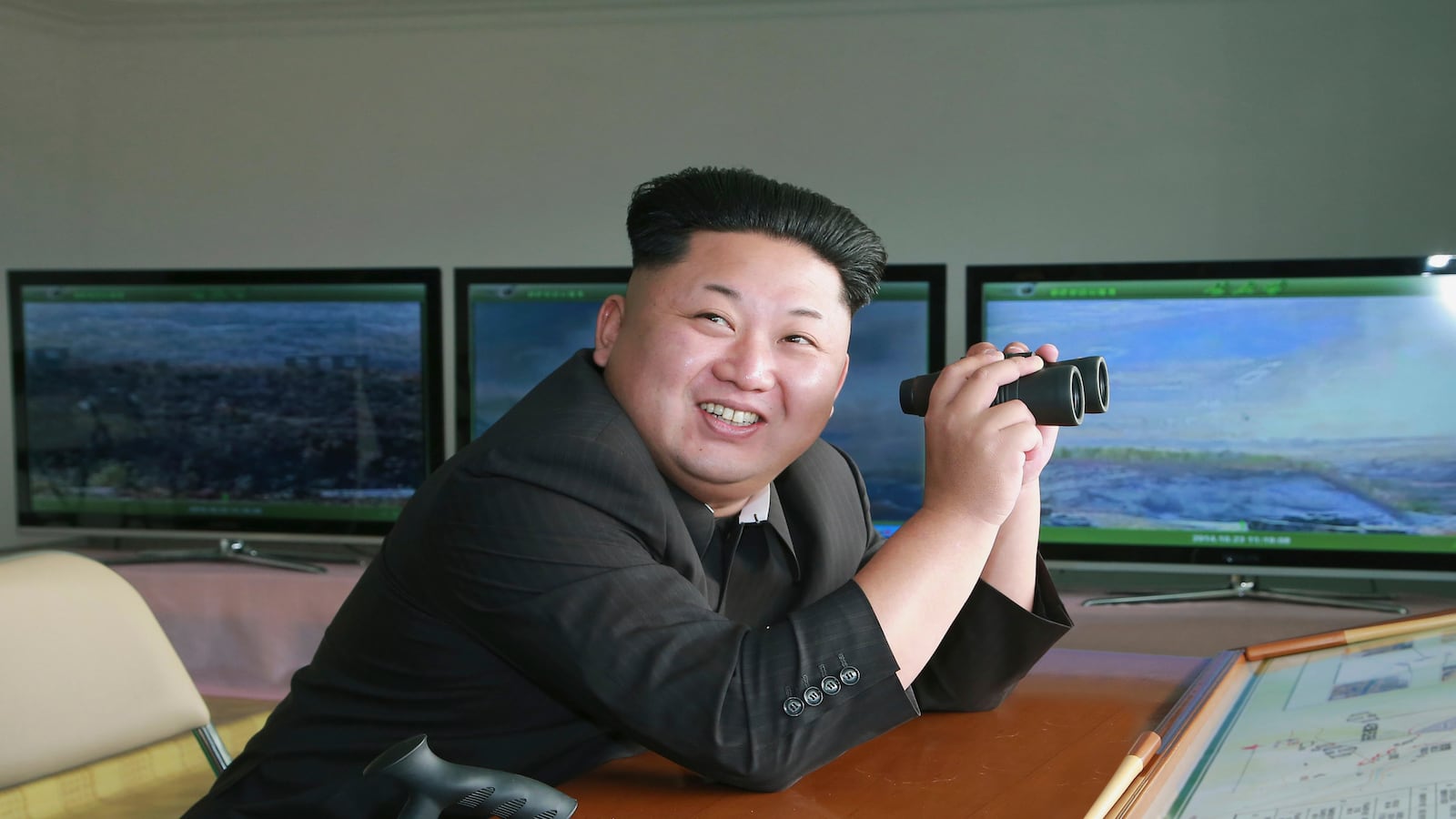 cheats/2014/10/28/seoul-ankle-surgery-benched-kim-jong-un/141028-kim-jong-un-cheat_umjc44