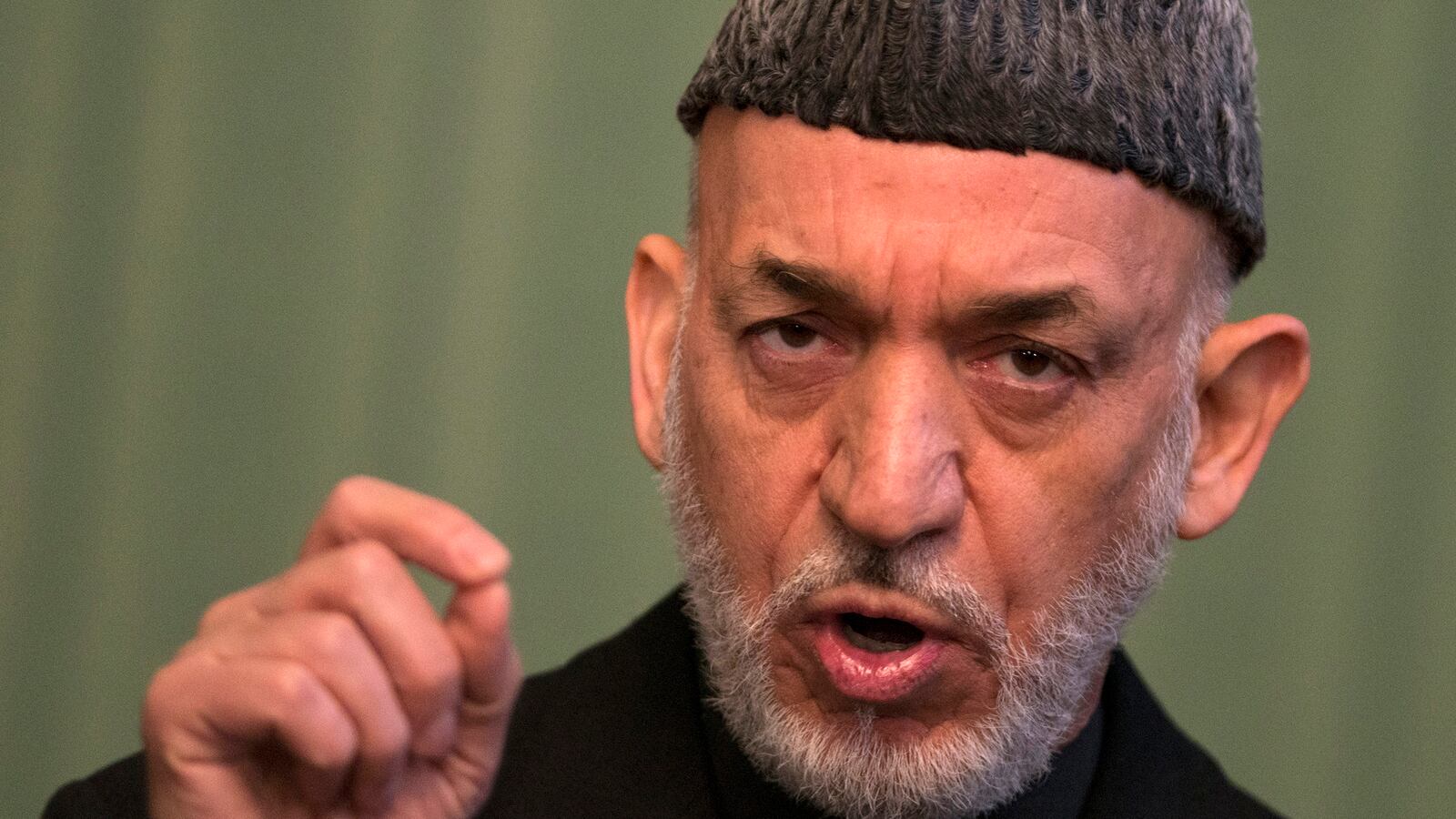cheats/2014/02/04/karzai-holds-secret-taliban-talks/140204-karczai-taliban-cheat_f7s9ks