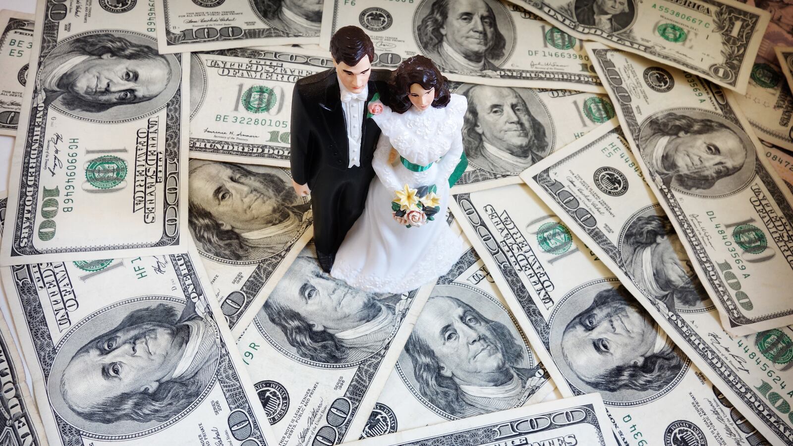 articles/2014/08/25/is-alimony-anti-feminist/140824-goff-Ending-Alimony-tease_wd9zqd