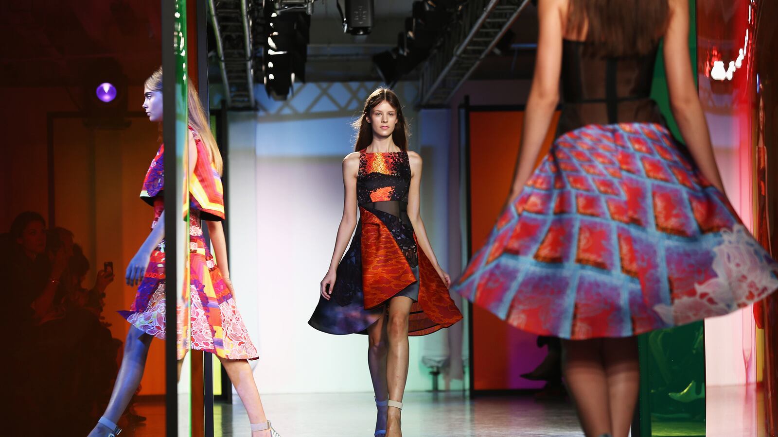 articles/2013/09/16/lfw-photo-of-the-day-sept-16/130916-fashion-photo-of-the-day2_eioy72