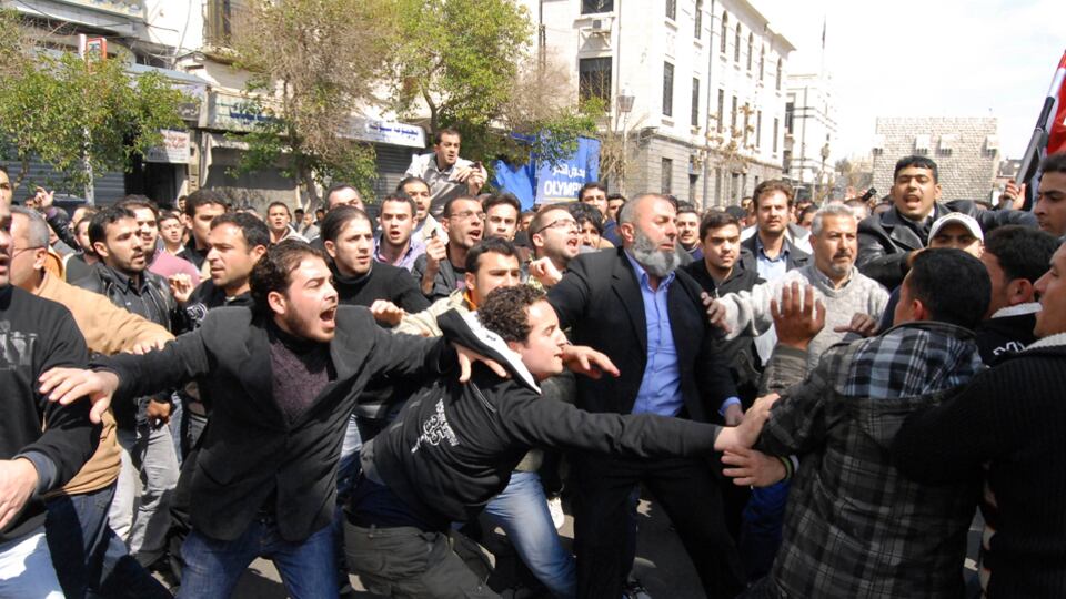 galleries/2011/03/25/protests-in-syria-turn-violent/syria---3_x1rdcy