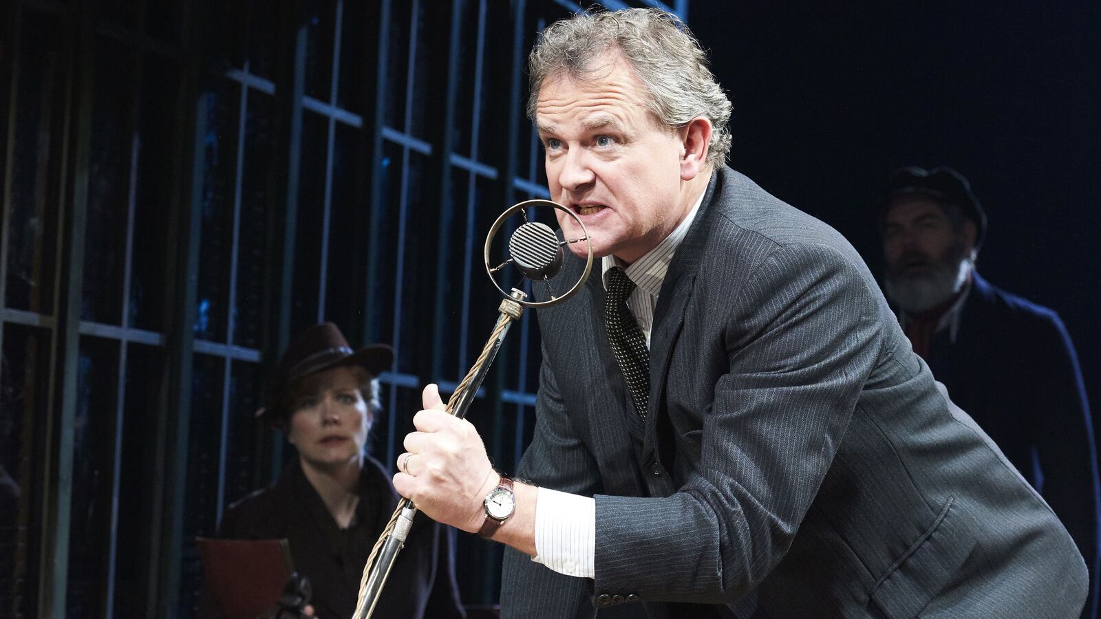 articles/2016/05/14/the-downton-abbey-star-fighting-for-press-freedom/160513-hines-bonneville-tease_etj4mj