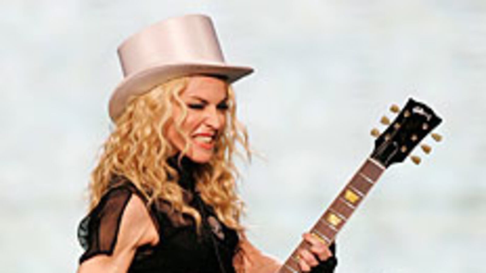 cheats/2008/10/06/madonna-sneers-at-50/madonna-1006_wvzpzn