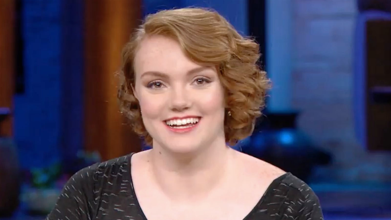 articles/2016/09/07/barb-from-stranger-things-surprises-her-kid-co-stars-on-chelsea-talks-viral-fame/160907-wilstein-barb-tease_o029io