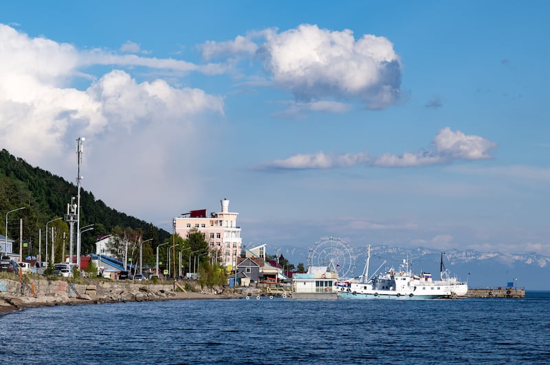 lake baikal russia irkutsk