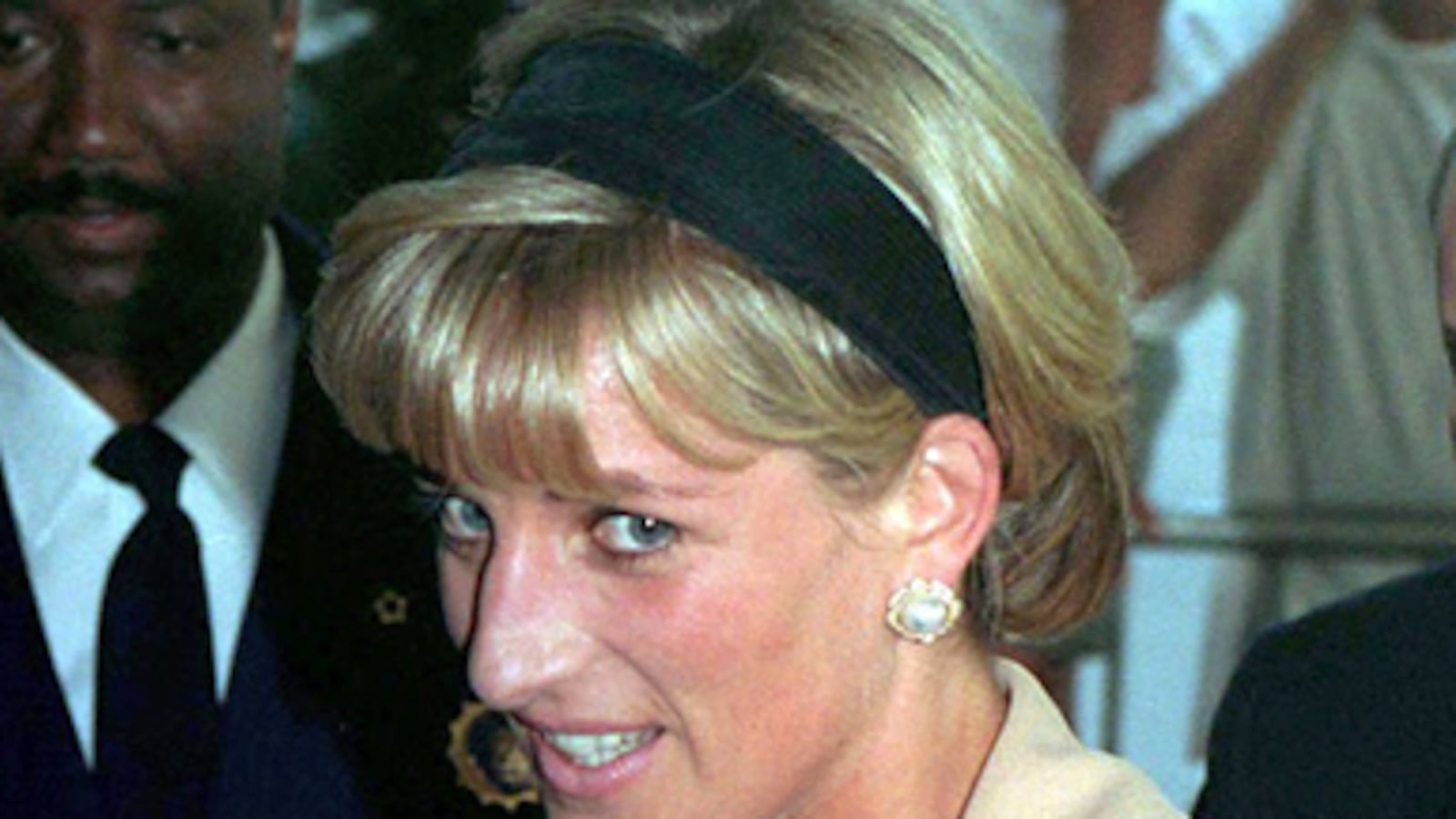cheats/2011/05/14/diana-flick-causes-stir-at-cannes/diana-movie-cannes_wckaev