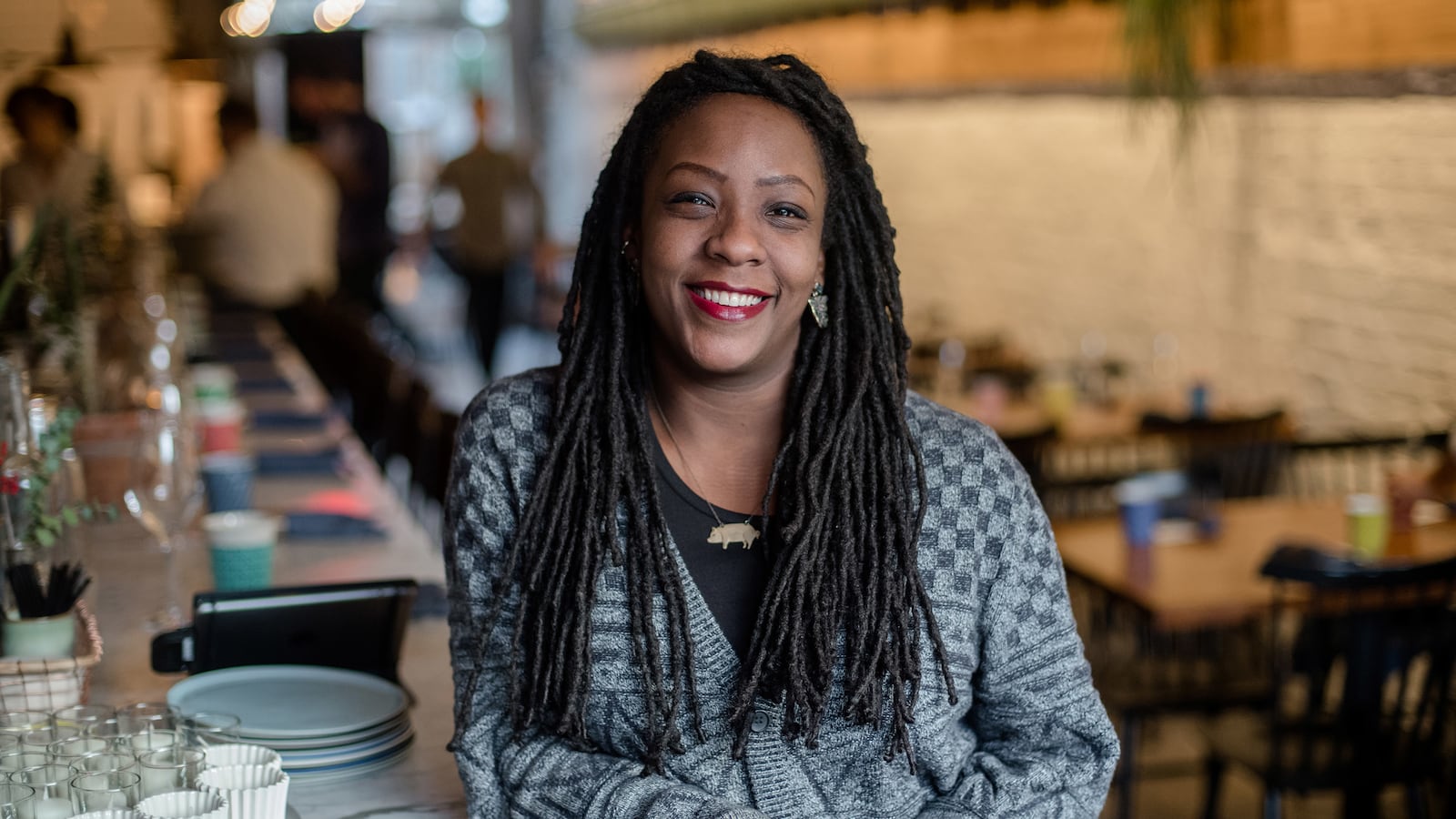 190419-HF-zwann-grays-tease_rfhd0h