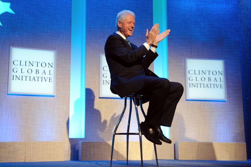 articles/2011/06/29/cgi-america-clinton-global-initiative-2011-live-updates/clinton-gallery-tease_sbkjvj