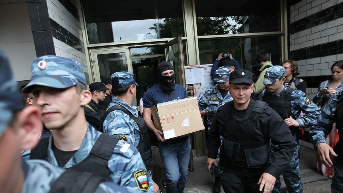 articles/2012/06/12/russians-protest-putin-s-crackdown/russia-protest-raids-nemtsova_yzyms2