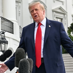 US President Donald Trump speaks to the media as he departs the White House on the South Lawn in Washington, DC, US, September 26, 2026. REUTERS/Annabelle Gordon