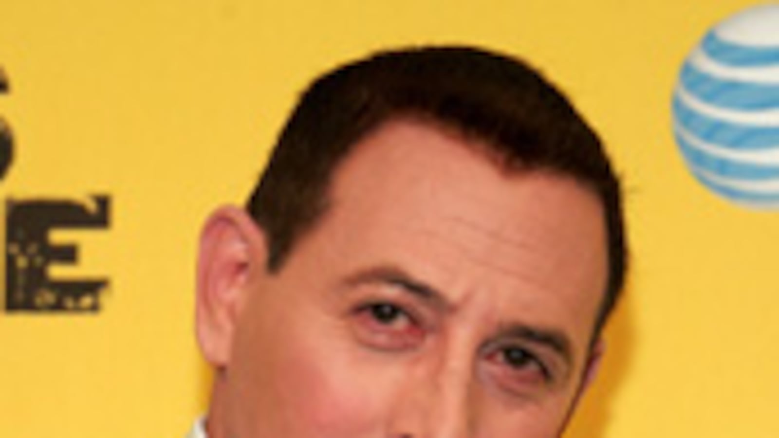 articles/2009/10/11/hollywoods-twitter-economy/laporte-twitter-economy_55389_zqyxeu