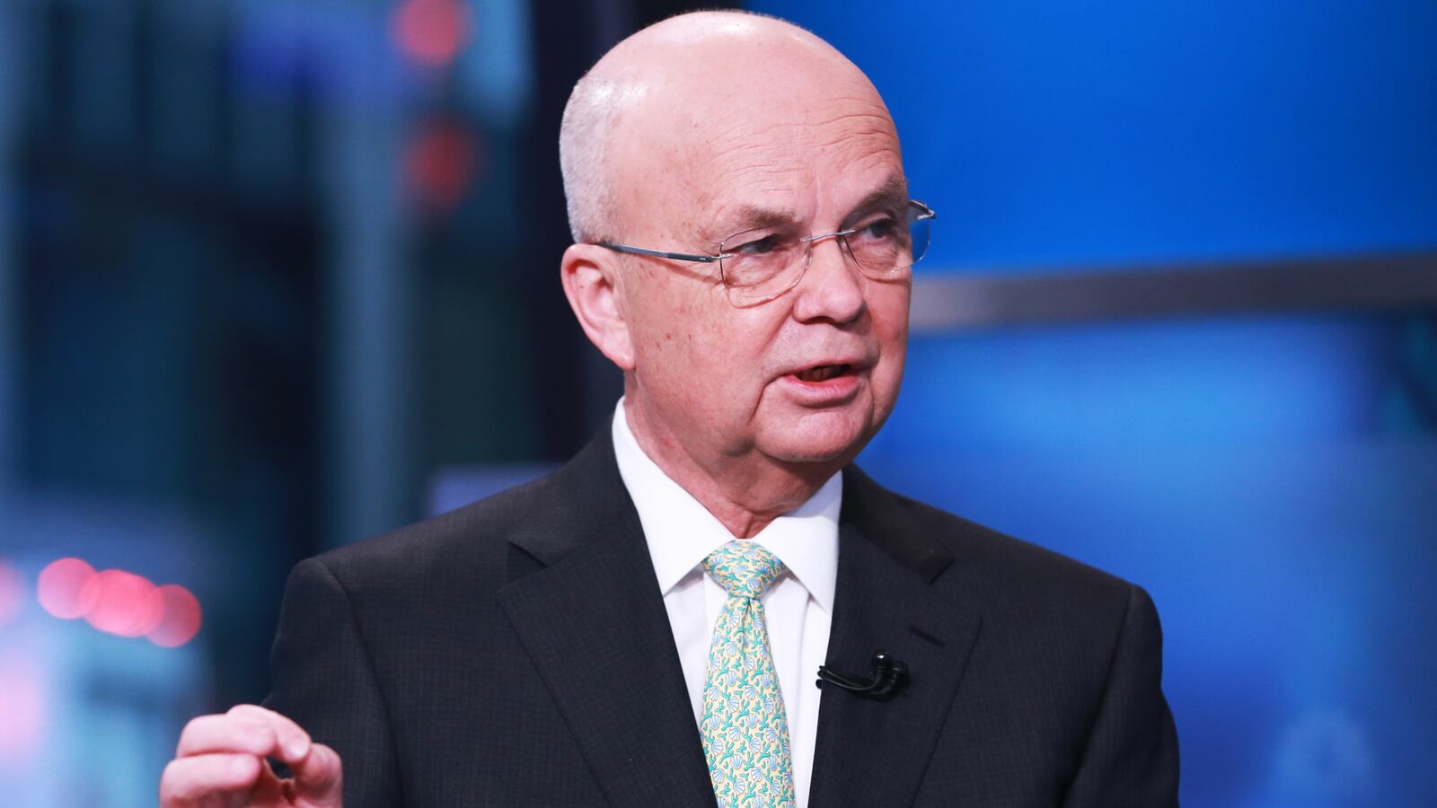 180416-poulsen-michael-hayden-hero_zztp8f