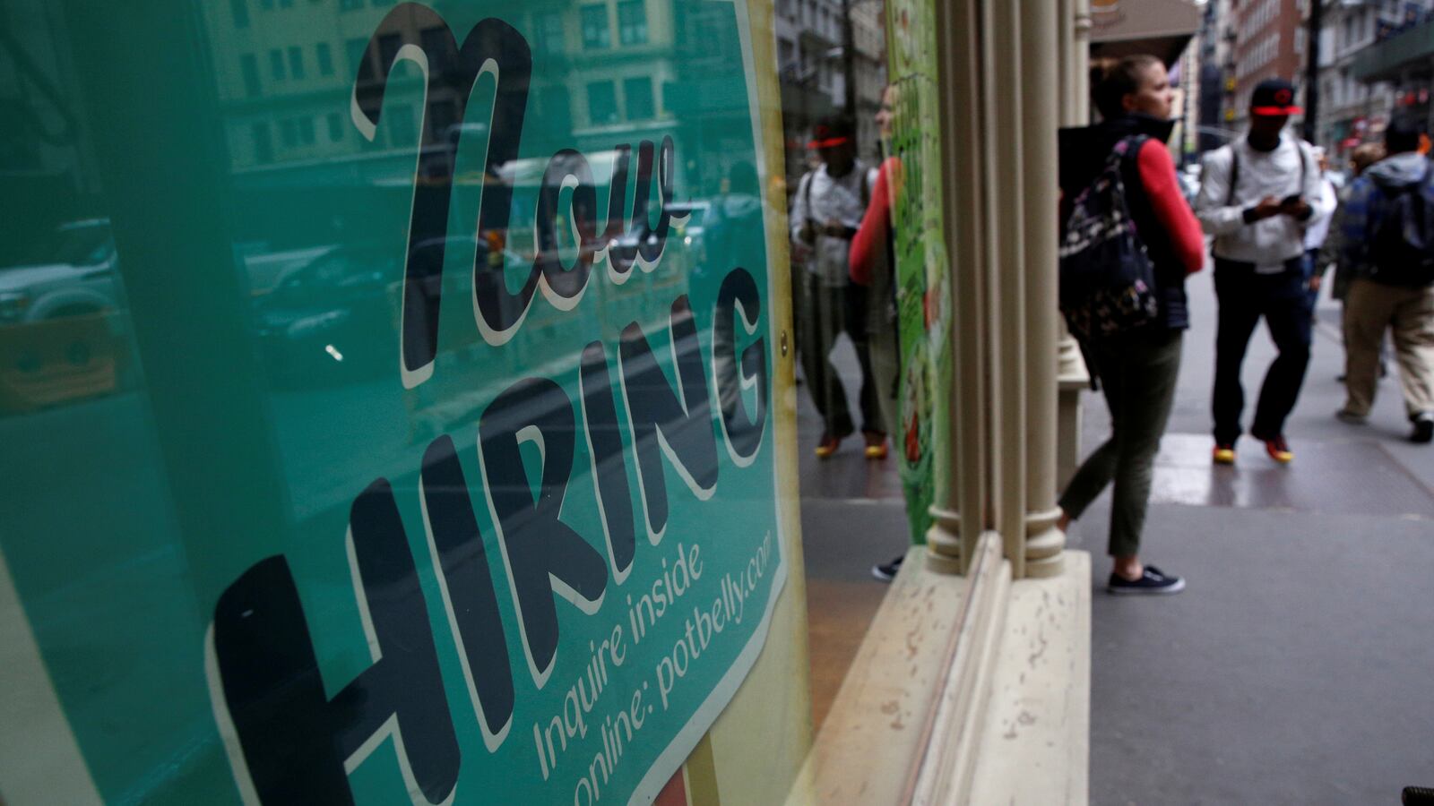 2016-05-10T000000Z_1148068265_S1BETDHWLNAA_RTRMADP_3_USA-ECONOMY_jfbxud