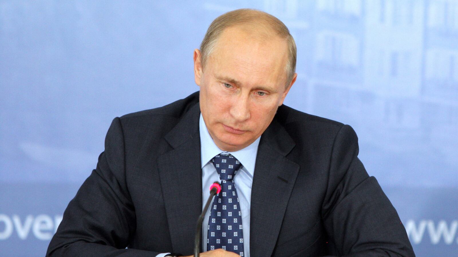 cheats/2011/08/01/putin-calls-u-s-a-parasite/vladimir-putin-cs_jsm8uq