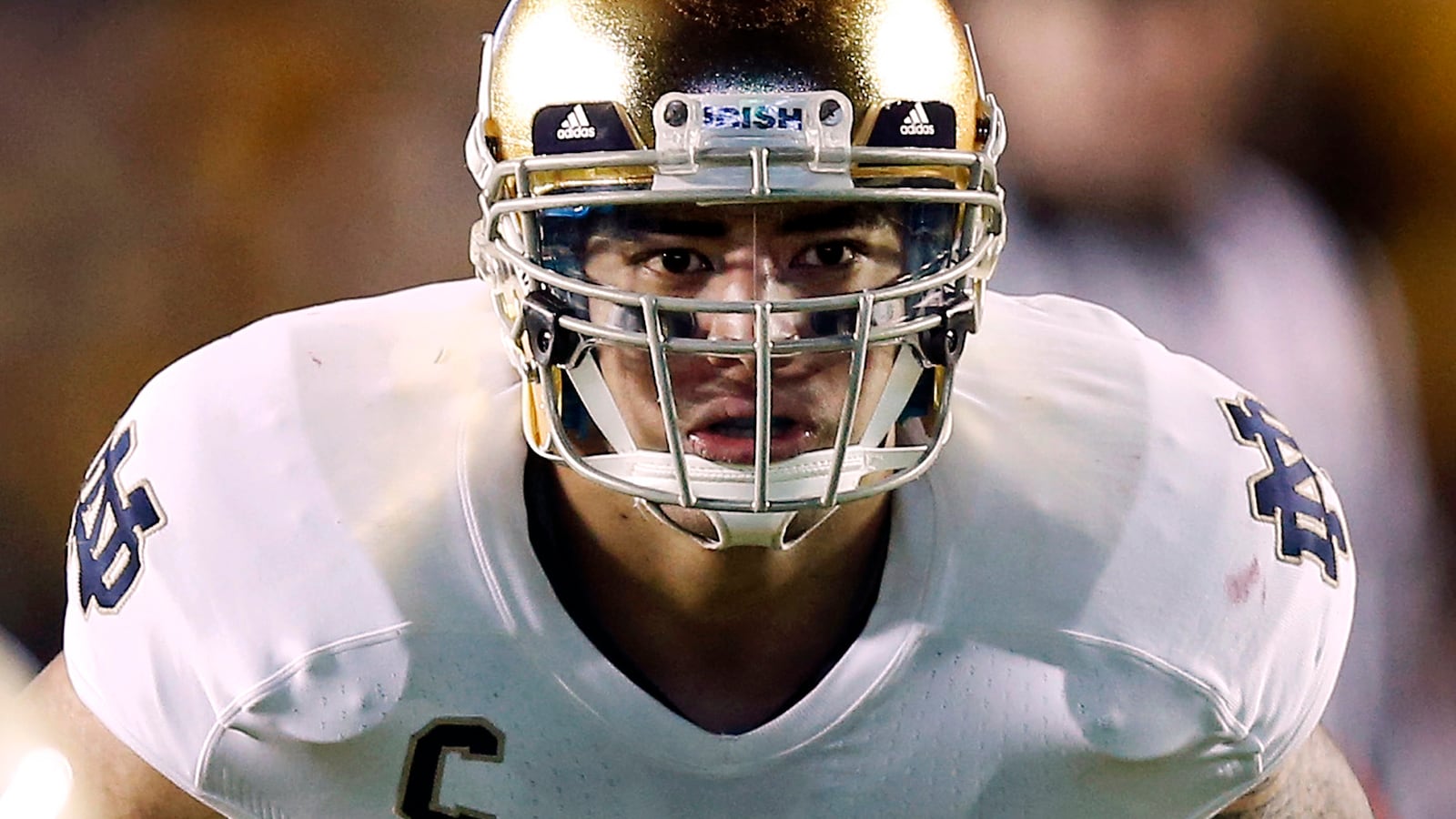 cheats/2013/01/17/notre-dame-star-victim-of-sick-joke/130117-manti-teo-hoax-cheat_icfxzj