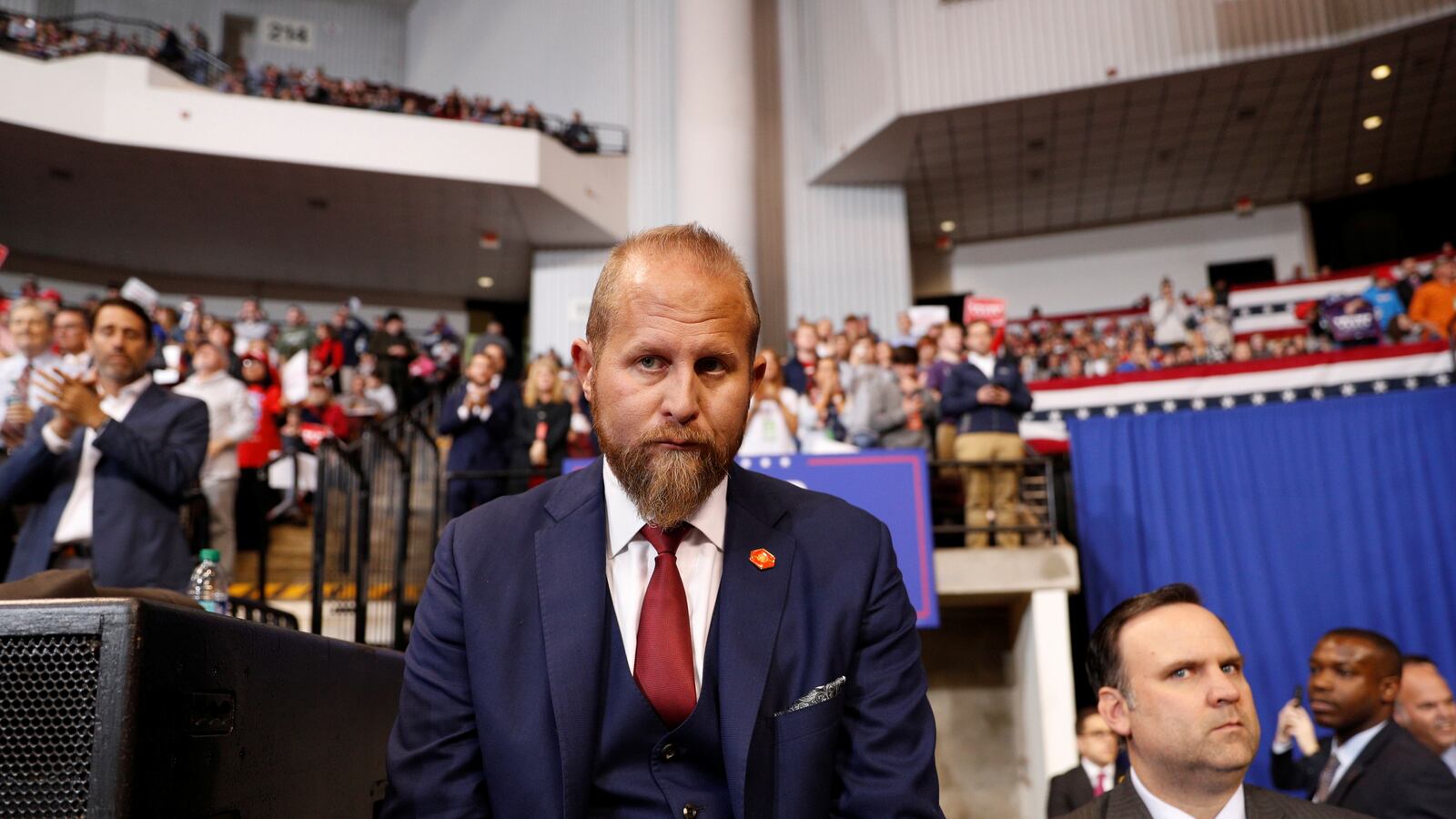 2019-11-15T031016Z_2008811381_RC2FBD997X4C_RTRMADP_3_USA-ELECTION-TRUMP_siotwl