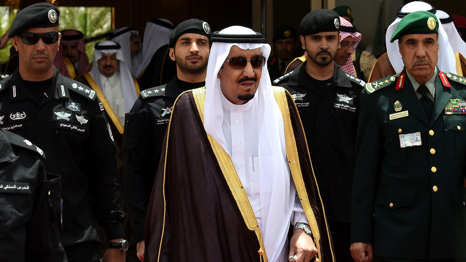 articles/2015/05/11/the-inside-story-of-the-saudi-snub/150511-dickey-saudi-tease_kg9kme