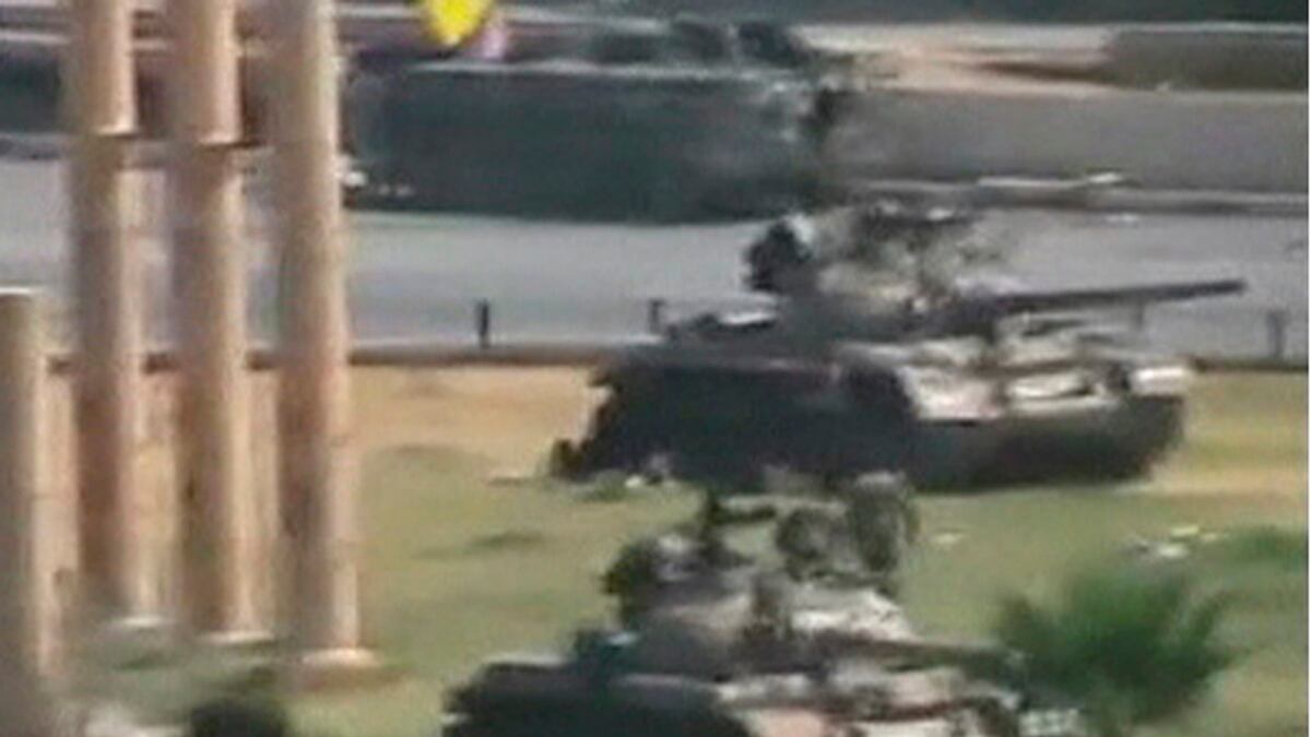 cheats/2011/08/04/u-n-condemns-syria/syria-tanks-hama-cheat_jogpx7